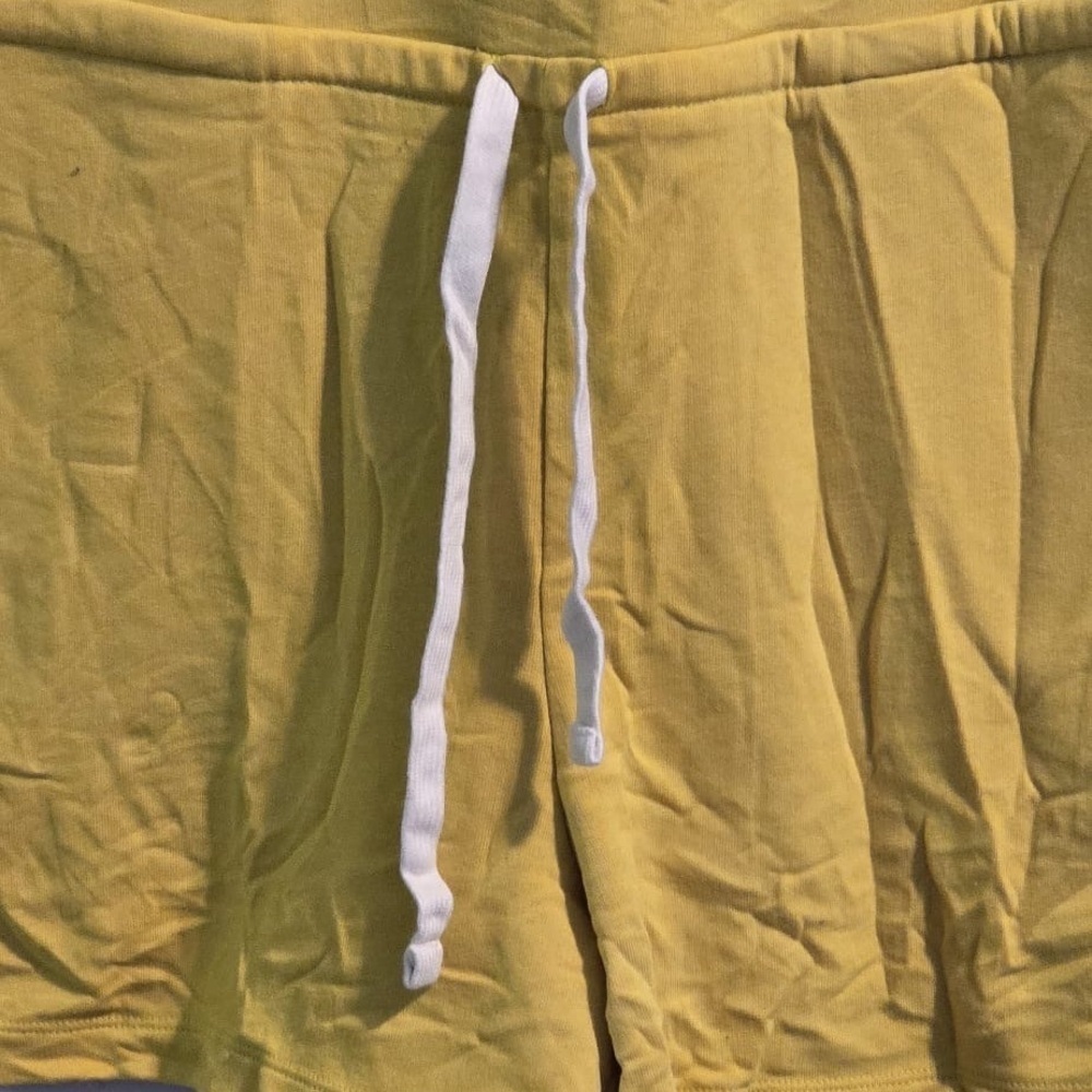 Old Navy Yellow Knit Top‎ - Picture 3 of 4